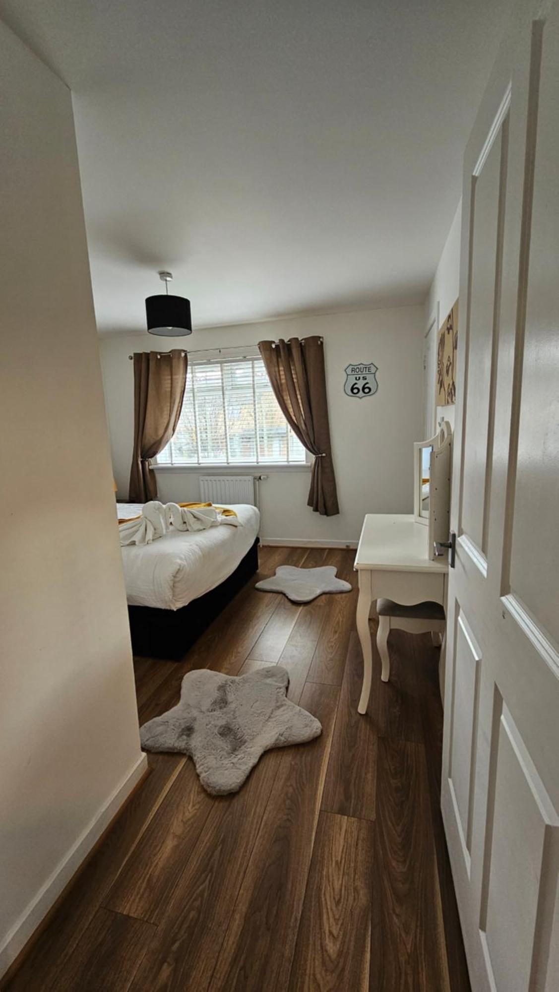 Silverburn New House With Free Parking And Nice Garden Glasgow Buitenkant foto