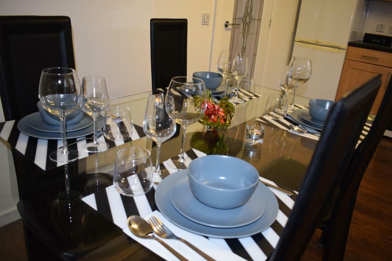 Silverburn New House With Free Parking And Nice Garden Glasgow Buitenkant foto