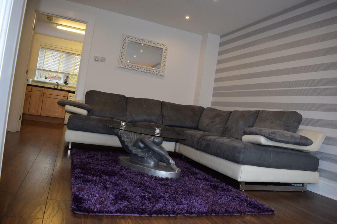 Silverburn New House With Free Parking And Nice Garden Glasgow Buitenkant foto