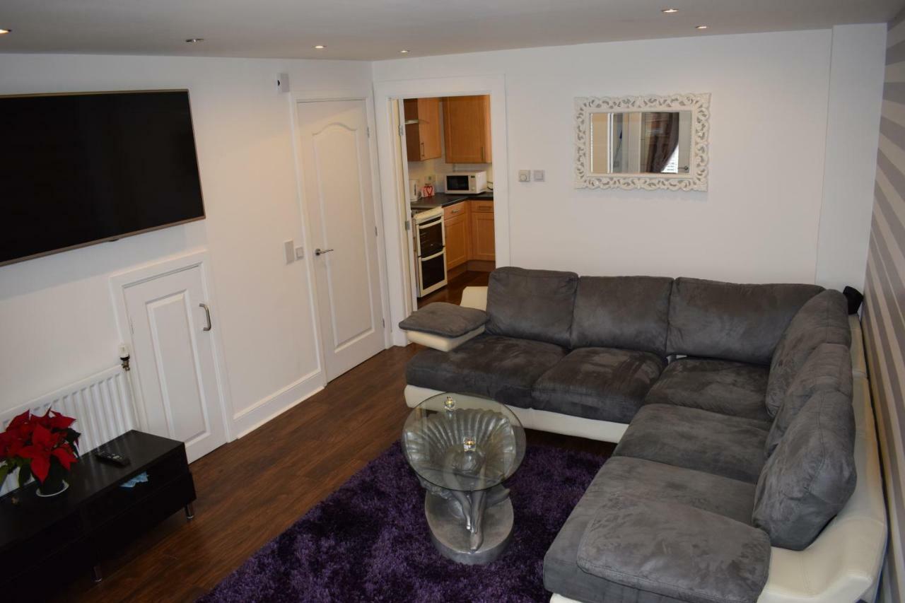 Silverburn New House With Free Parking And Nice Garden Glasgow Buitenkant foto