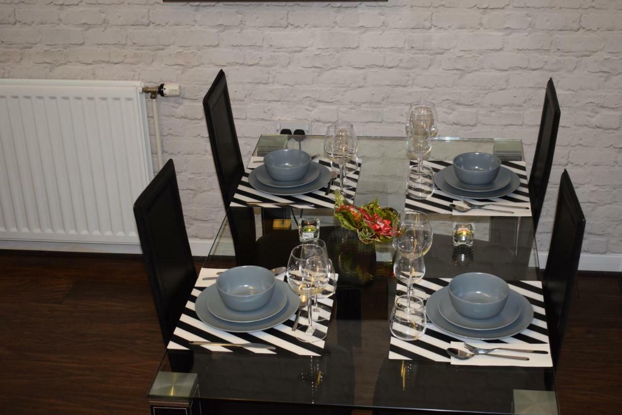 Silverburn New House With Free Parking And Nice Garden Glasgow Buitenkant foto